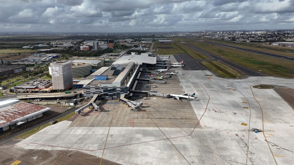 Aeroporto de Porto Alegre se recupera e volta a níveis de tráfego pré-enchente