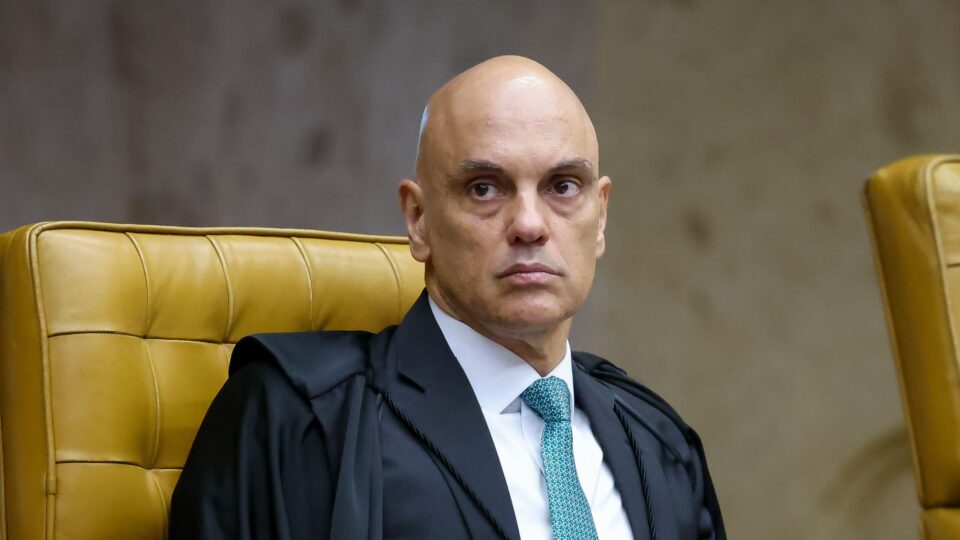 Corte italiana mostrou que o rei Moraes está nu