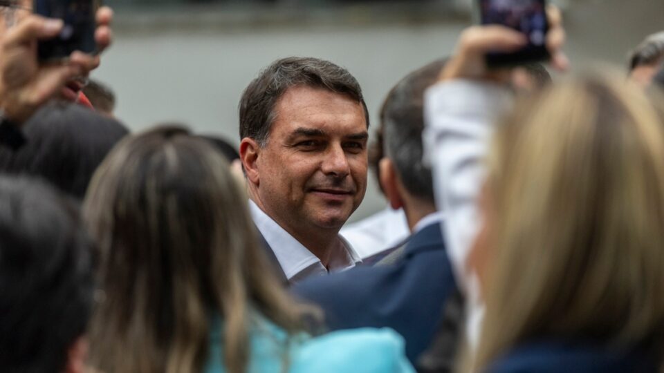 O que a eleição de Trump em 2024 pode ensinar para Flávio Bolsonaro em 2026