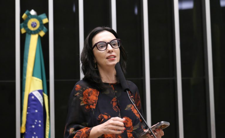 Comissão aprova projeto que define regras para promoção da saúde e de bem-estar pelo SUS