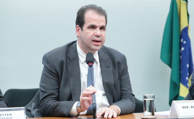 Deputados analisam execução do contrato da Rodovia Rio-Santos