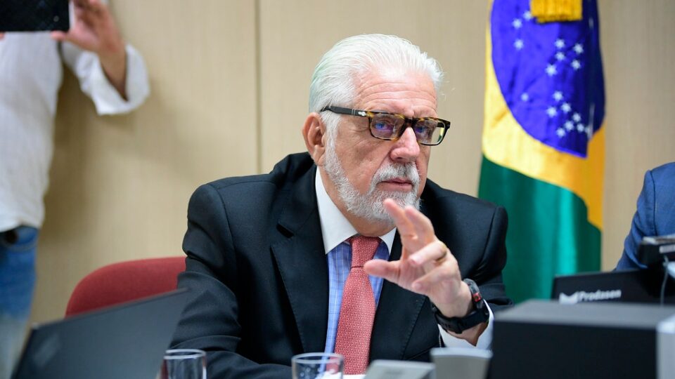 Jaques Wagner atuou como interlocutor entre Master e BRB, diz PF