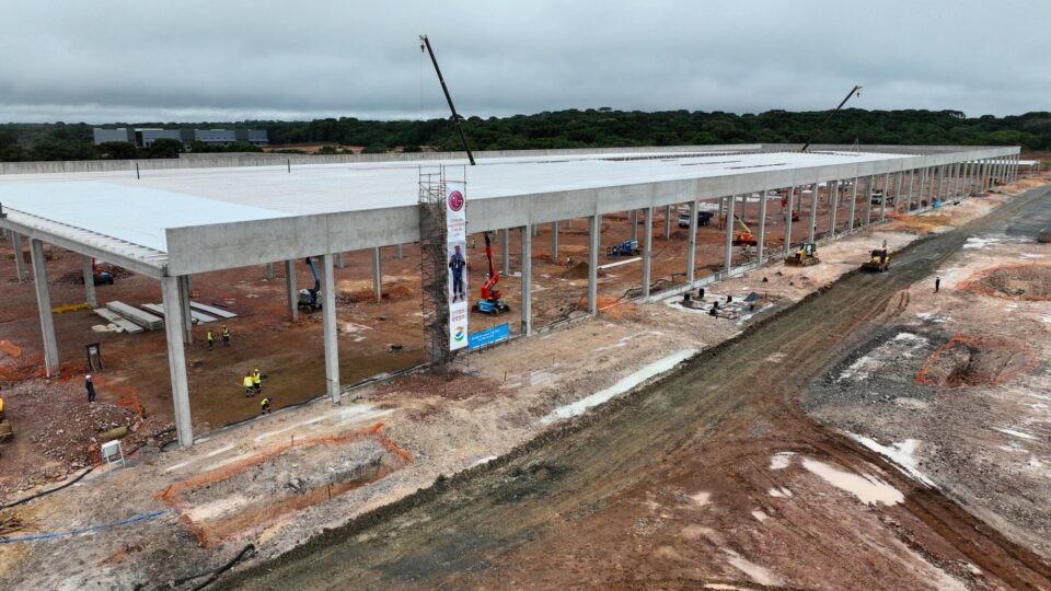 Três gigantes da indústria investem R$ 8,9 bilhões na região de Curitiba