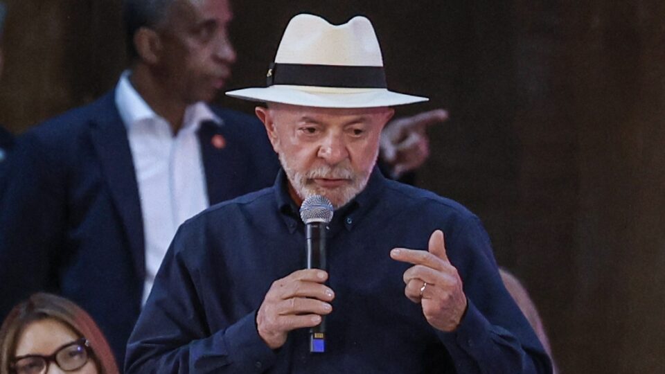 Quanto você paga pelo “kit reeleição”? Jornalista confronta Gilmar Mendes