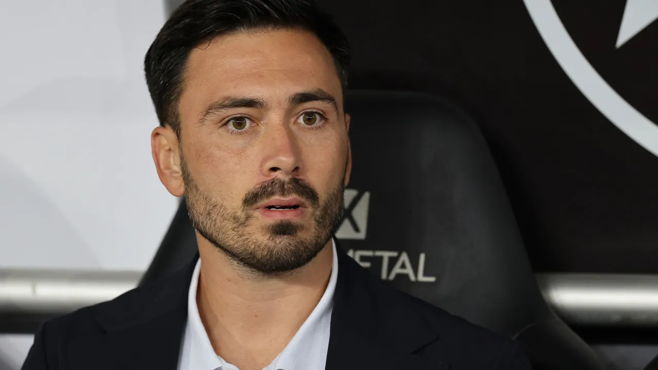 Filho de Ancelotti é anunciado por time francês que vai disputar Liga dos Campeões
