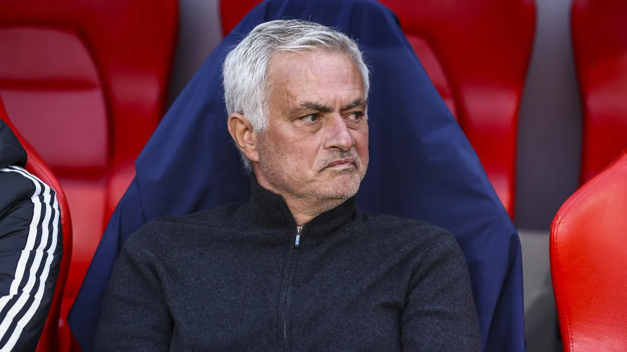 Mourinho quebra o silêncio: “Amo o Real Madrid, por isso é que vou volto”