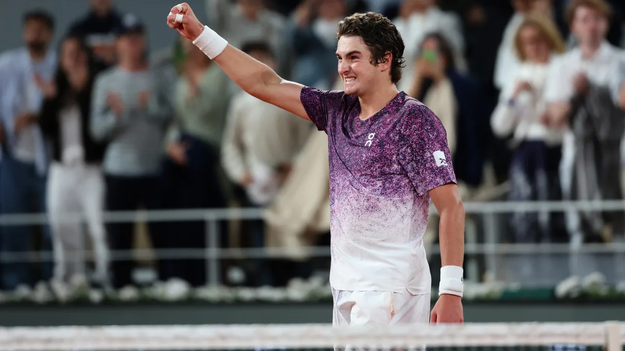 ‘A mentalidade melhorou muito’, diz Fonseca sobre evolução após chegar às quartas de Roland Garros