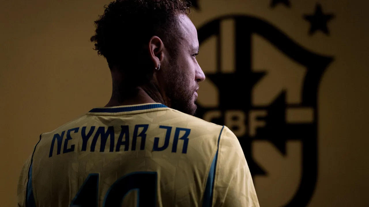 ‘Erro’ em camisa oficial do Brasil com nome de Ney viraliza