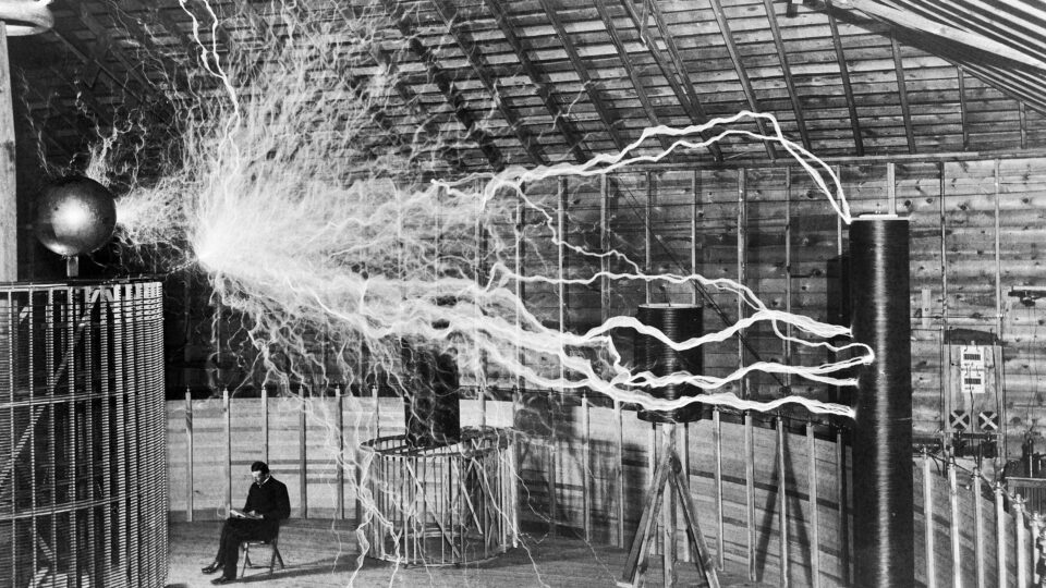 Nikola Tesla: o triunfo de um gênio injustiçado