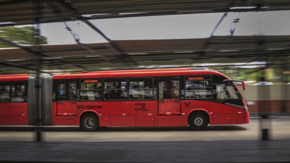 Nova licitação do transporte coletivo de Curitiba é suspensa pela Justiça