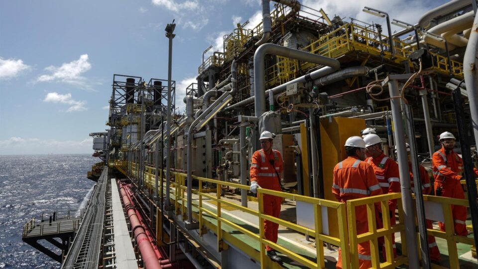 Petrobras fecha acordo com petroleira mexicana para explorar petróleo