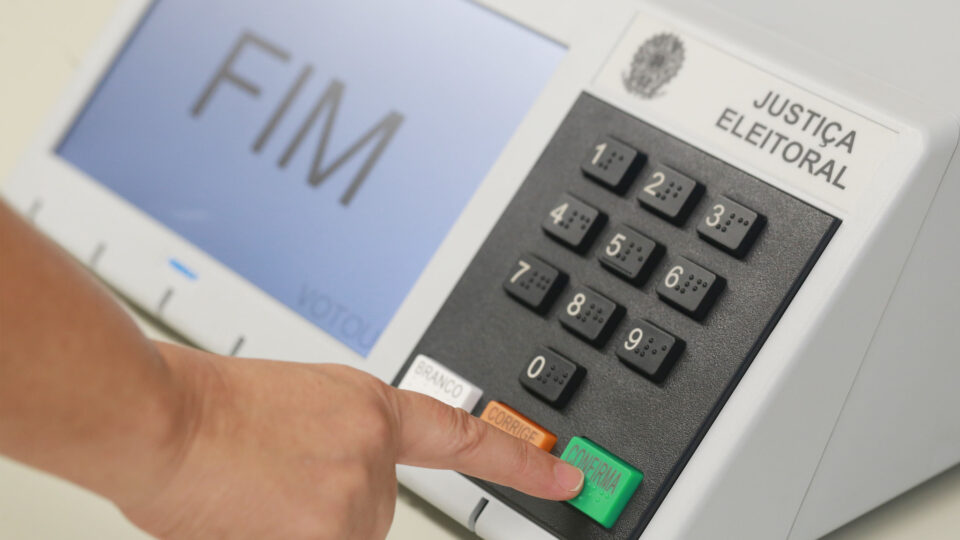 Veja quanto cada partido receberá dos R$ 4,9 bilhões do Fundo Eleitoral para 2026