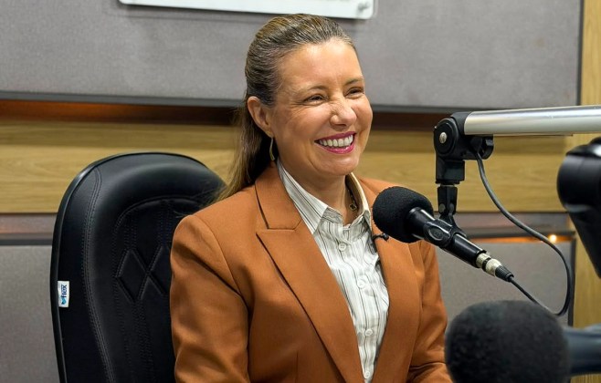 Flávia Moretti reafirma compromisso com convocação de classificados da Guarda Municipal