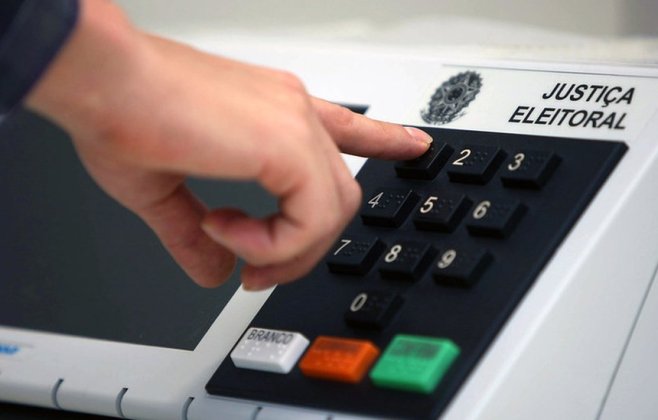 Candidato ao governo poderá contratar até 1.452 pessoas para campanha em MT