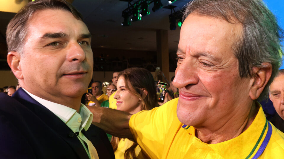 Valdemar diz que debate de Flávio “tem que ser com Lula”