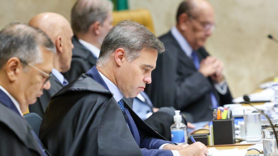 Mendonça avança em investigações com delegados da PF e dribla pressões