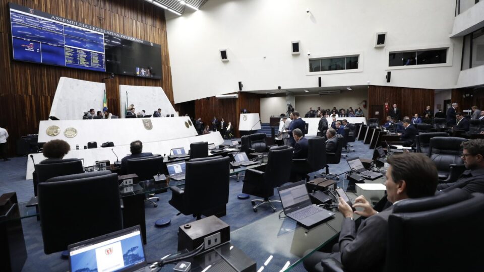 Conservadores mudam estratégia para melhorar controle de conteúdo escolar