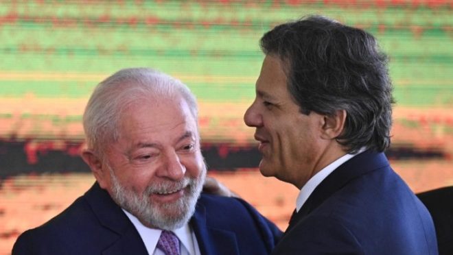 PT confirma Fernando Haddad candidato ao governo em SP; Marina e Simone concorrem ao Senado
