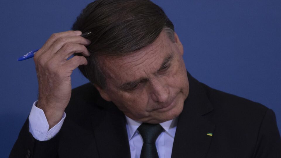 Defesa diz que Bolsonaro não autorizou vídeo com IA em convenção do PL