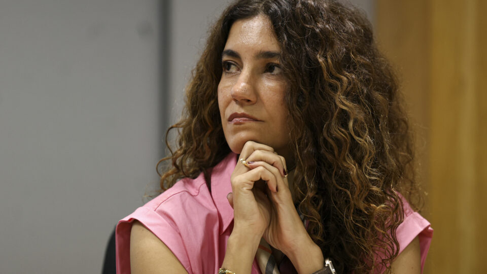 Remoção inédita de conteúdos da EBC tensiona relação entre jornalistas e presidente