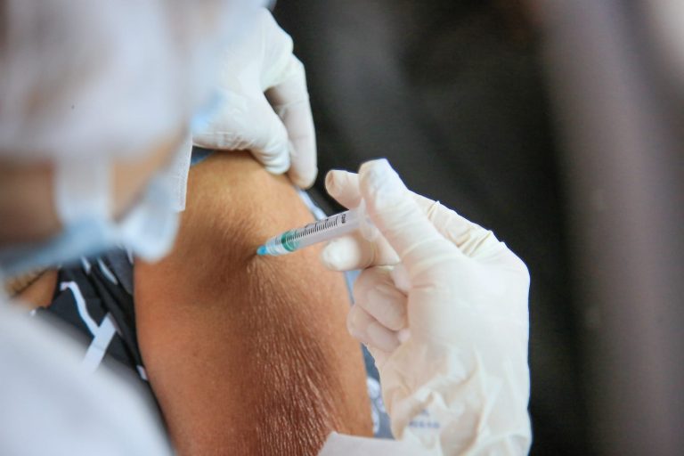 Retrospectiva: na área de saúde, Câmara aprovou propostas para ampliar direitos de pacientes e fortalecer o SUS