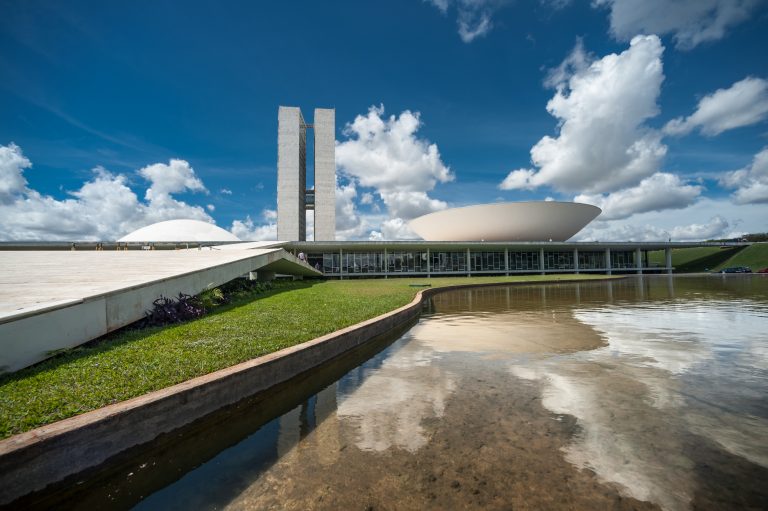Mesa Diretora da Câmara declara a perda de mandato de três deputados