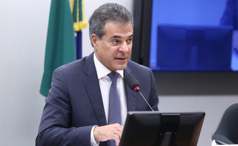 Comissão aprova inclusão de programadores e desenvolvedores de software no MEI