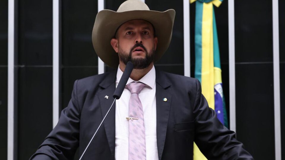 Zé Trovão afirma que paralisação de caminhoneiros só aumenta com inação no Congresso