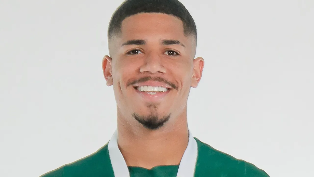 Apesar do transfer ban, Santos busca informações sobre lateral do Goiás