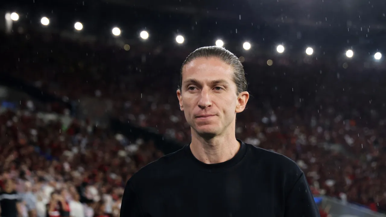 Ex-Flamengo, Filipe Luís estreia pelo Monaco com vitória em amistoso