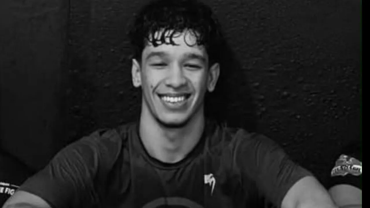 Campeão brasileiro de muay thai morre aos 20 anos em acidente