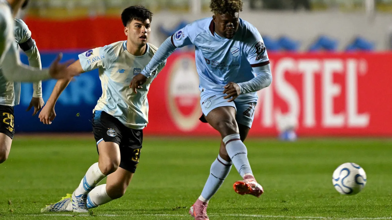 Grêmio leva gol no 1° minuto e perde para Bolívar em jogo eletrizante na Sul-Americana
