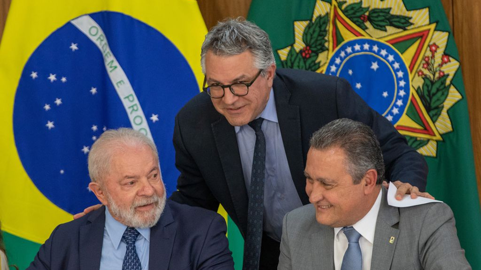 Lula vai ter de lidar com fogo amigo petista durante campanha