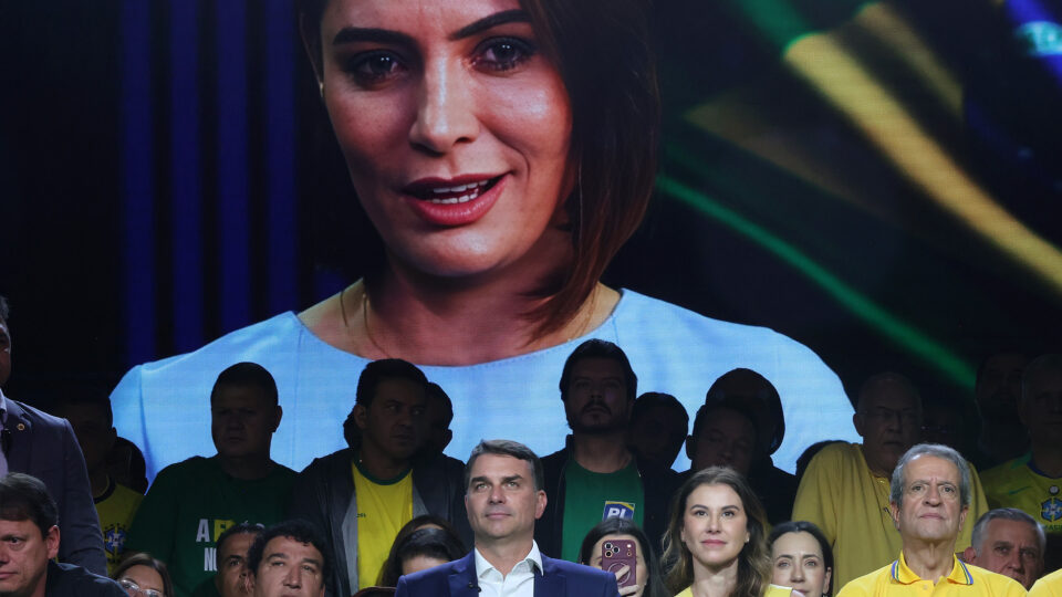 Flávio grava com Michelle em nova fase da campanha presidencial