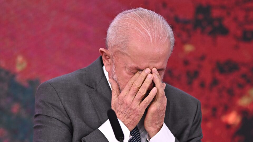 Lula teme desgaste e cobra explicações de seu ex-chefe de gabinete sobre “empréstimo”