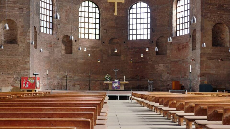 Sociedades com fé religiosa registram menos transtornos de ansiedade