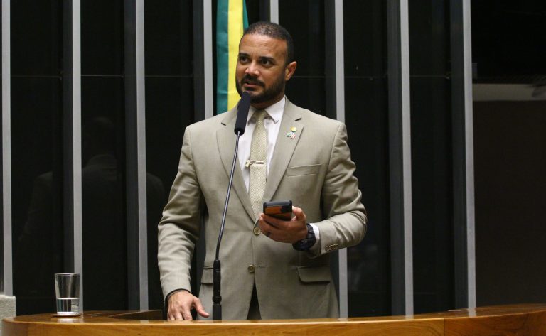 Comissão aprova regras para combate a fraudes financeiras que podem comprometer o mercado