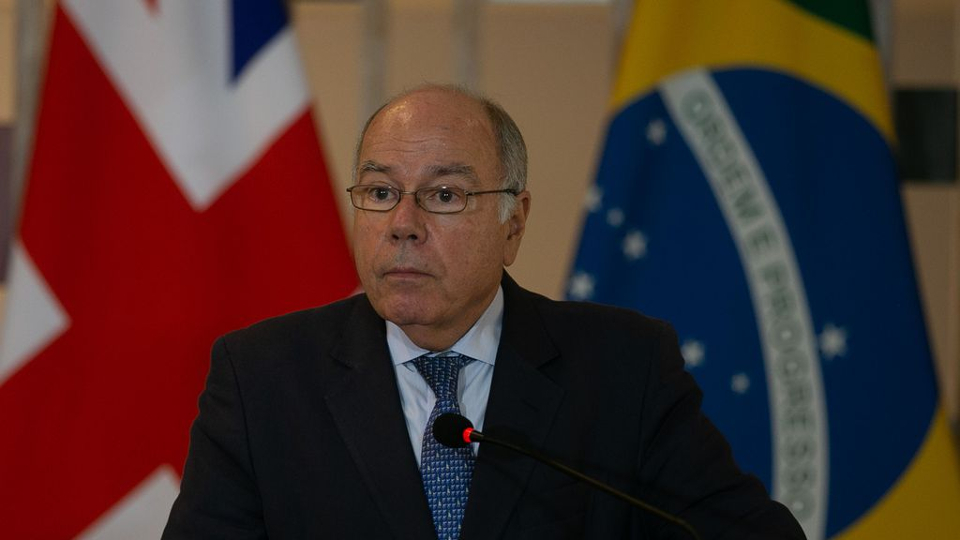 Vieira pede fim de ataques de Milei para normalizar relação com Argentina