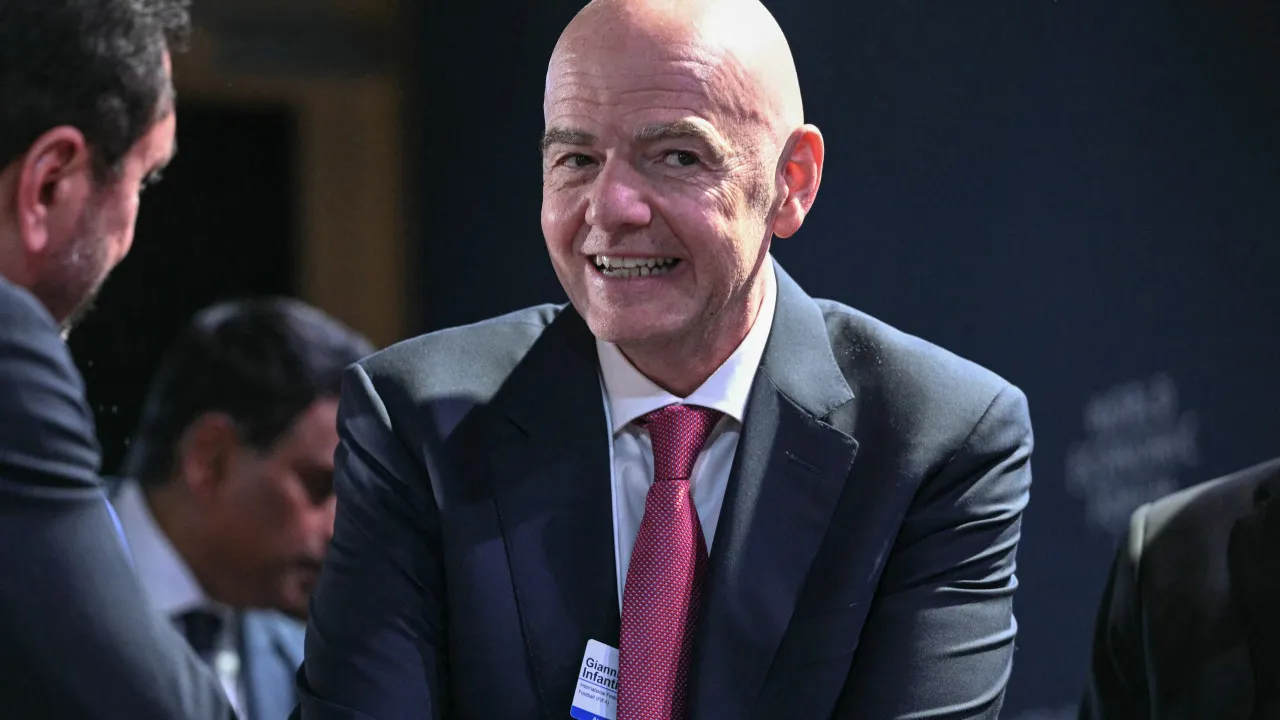 FIFA sob ataque coordenado: “A era de Infantino acabou”