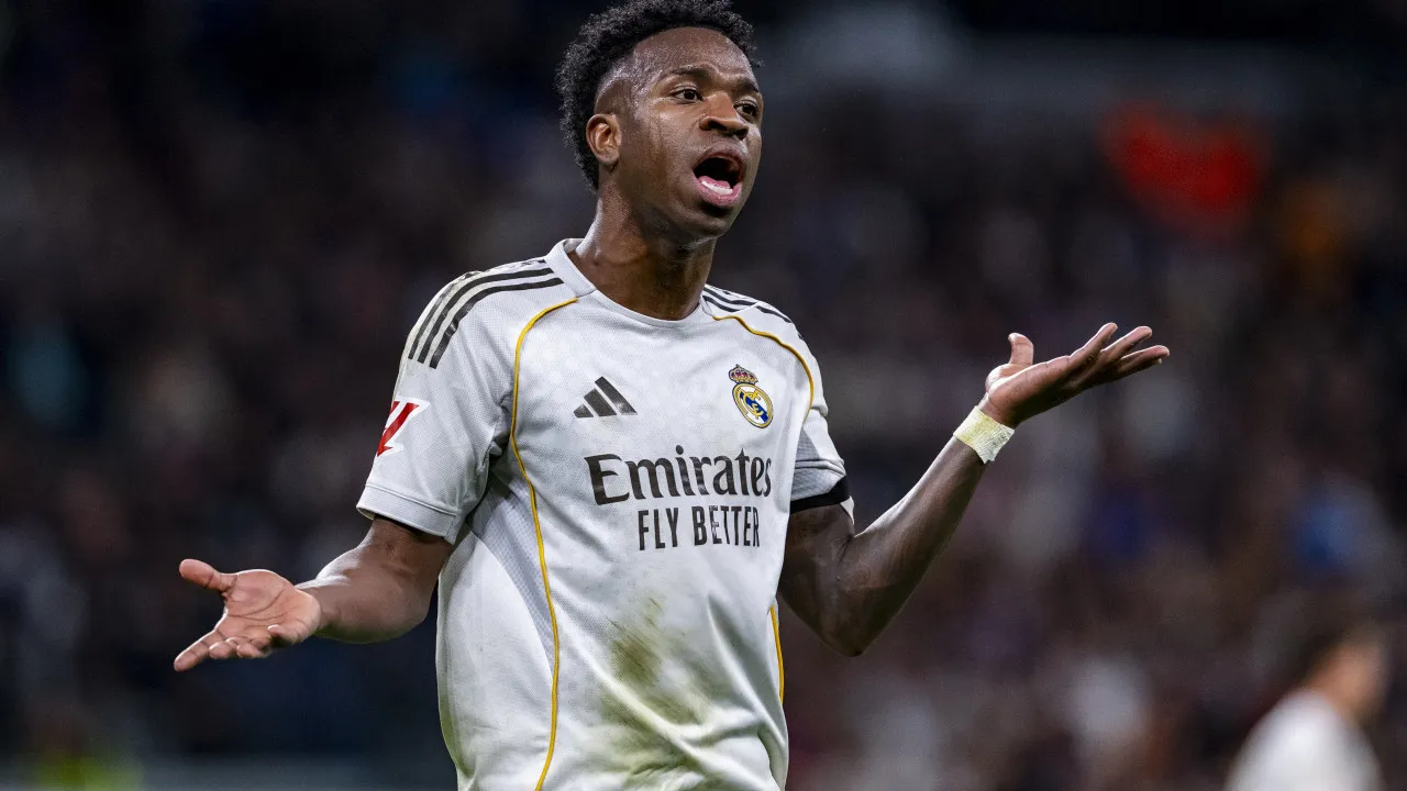 Vinícius Jr. desafia o Real Madrid: “Cristiano Ronaldo tentou e perdeu”