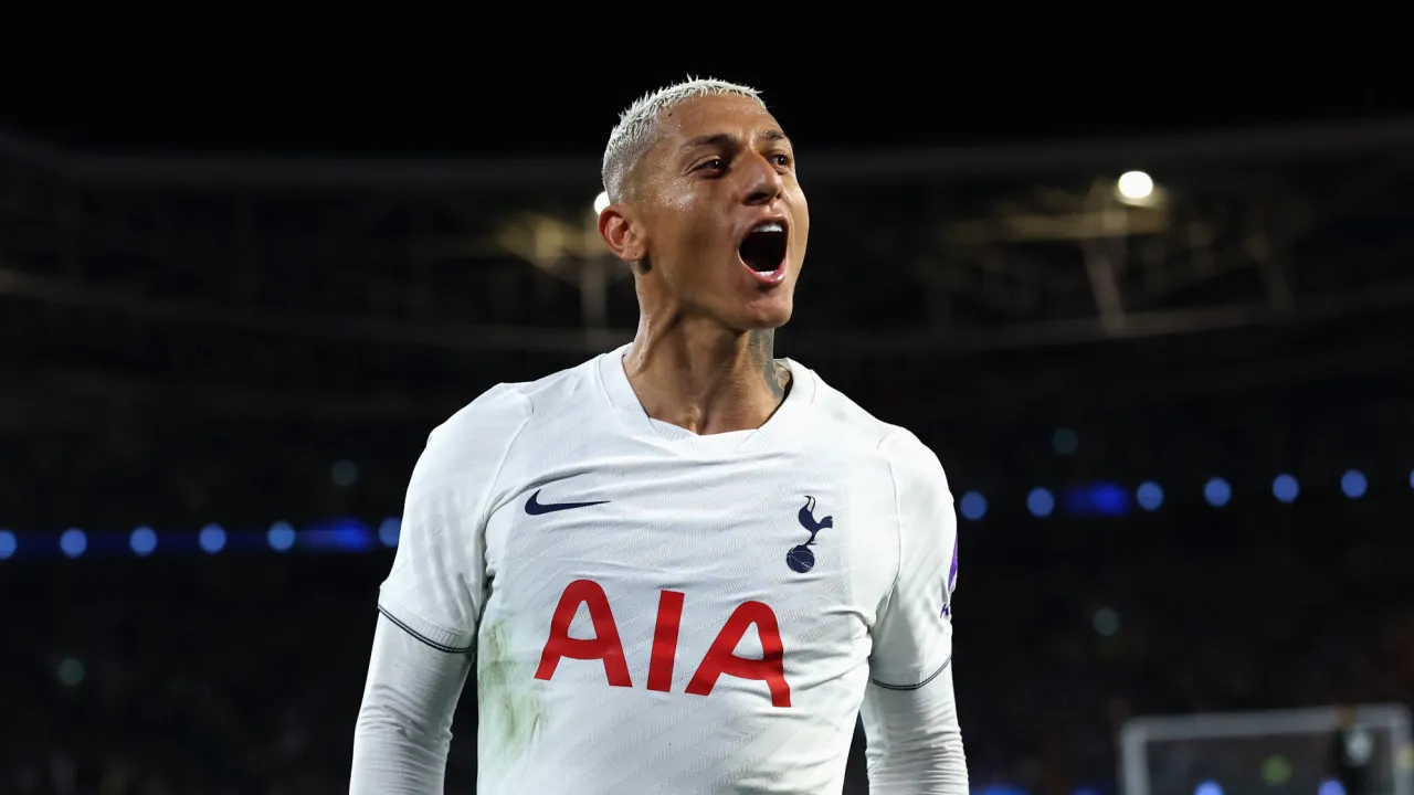 Técnico do Tottenham não crava permanência de Richarlison: ‘Às vezes diz que quer sair’