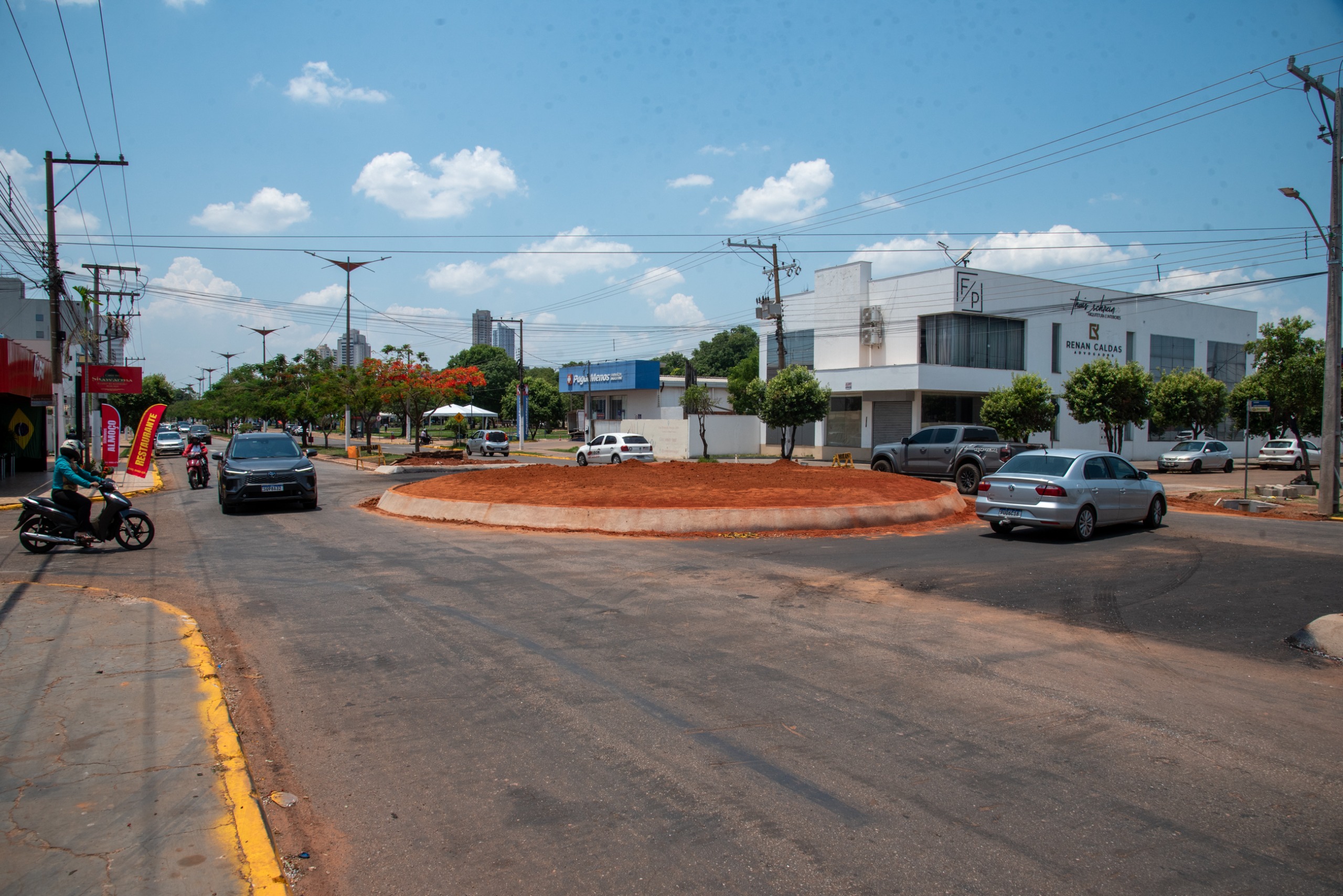 Prefeitura conclui nova rotatória na Lions facilitando acesso ao centro – Prefeitura Municipal de Rondonópolis