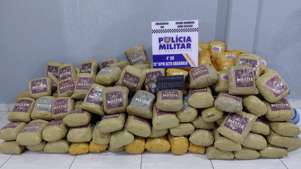 Polícia Militar apreende super maconha escondida em carga de milho em Alto Araguaia